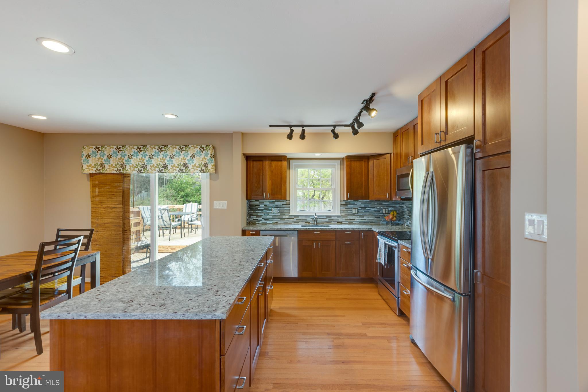 1344 Shallow Ford Road Herndon, VA 20170 - Photo 15 of 50 A chef's delight with a pullout spice rack