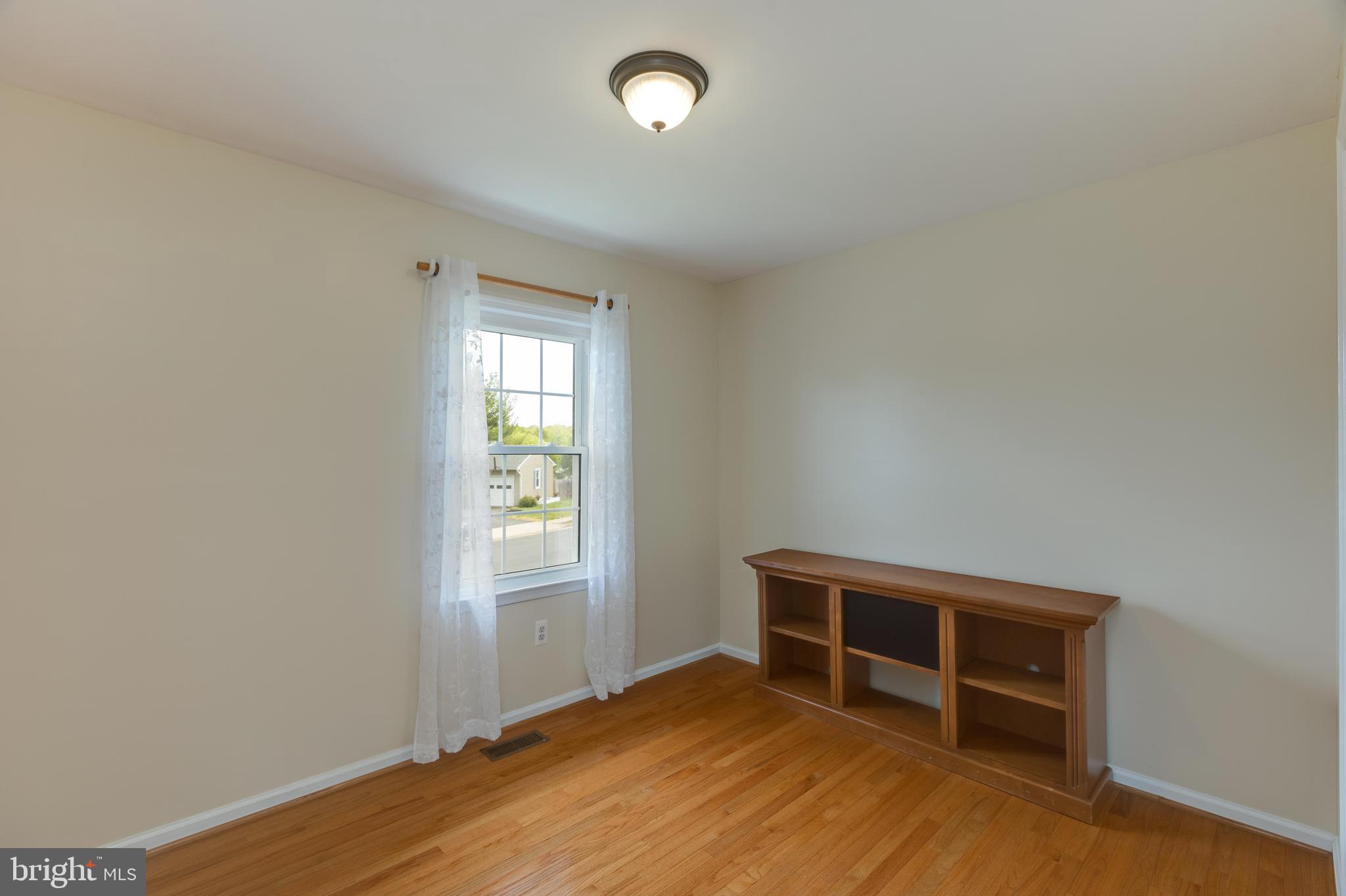 1344 Shallow Ford Road Herndon, VA 20170 - Photo 24 of 50 Third bedroom on upper level with hardwood floors