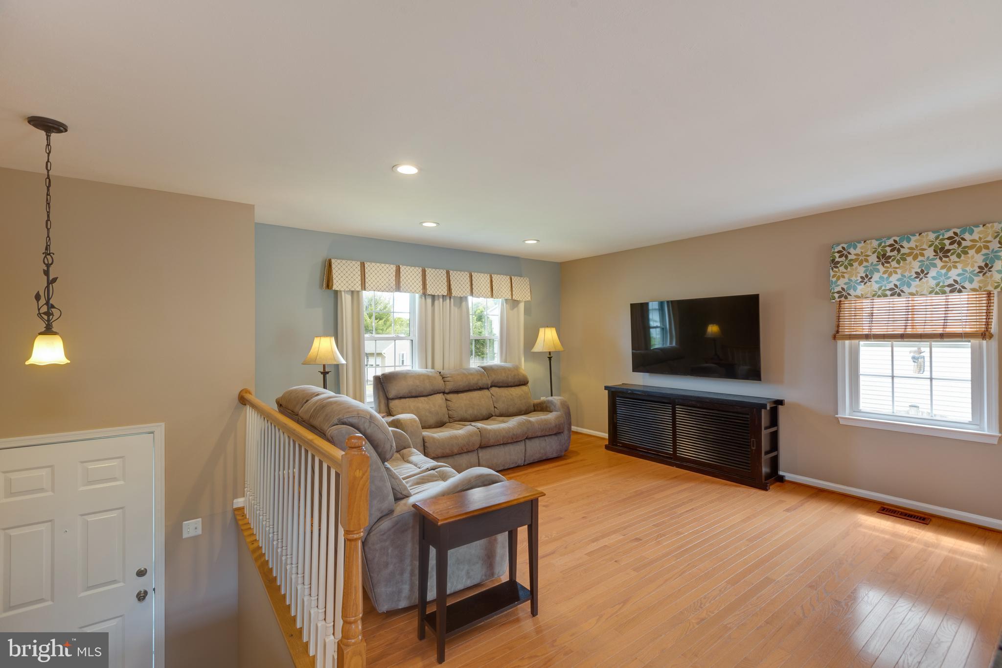 1344 Shallow Ford Road Herndon, VA 20170 - Photo 7 of 50 Beautiful hardwood floors throughout main level