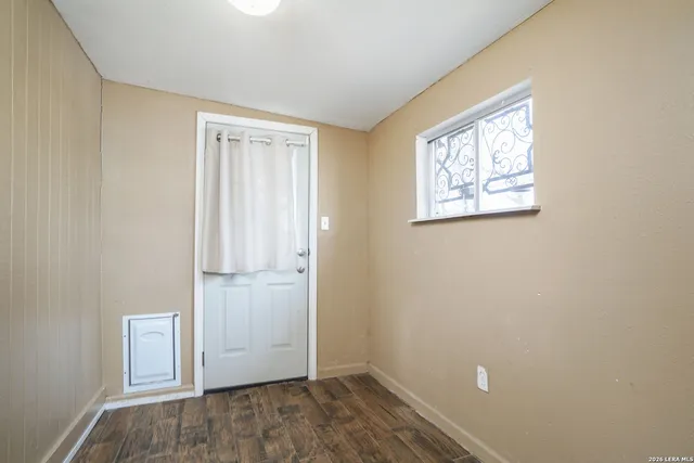 $1,750 | 7610 Meadow Green Street, San Antonio, TX 78251