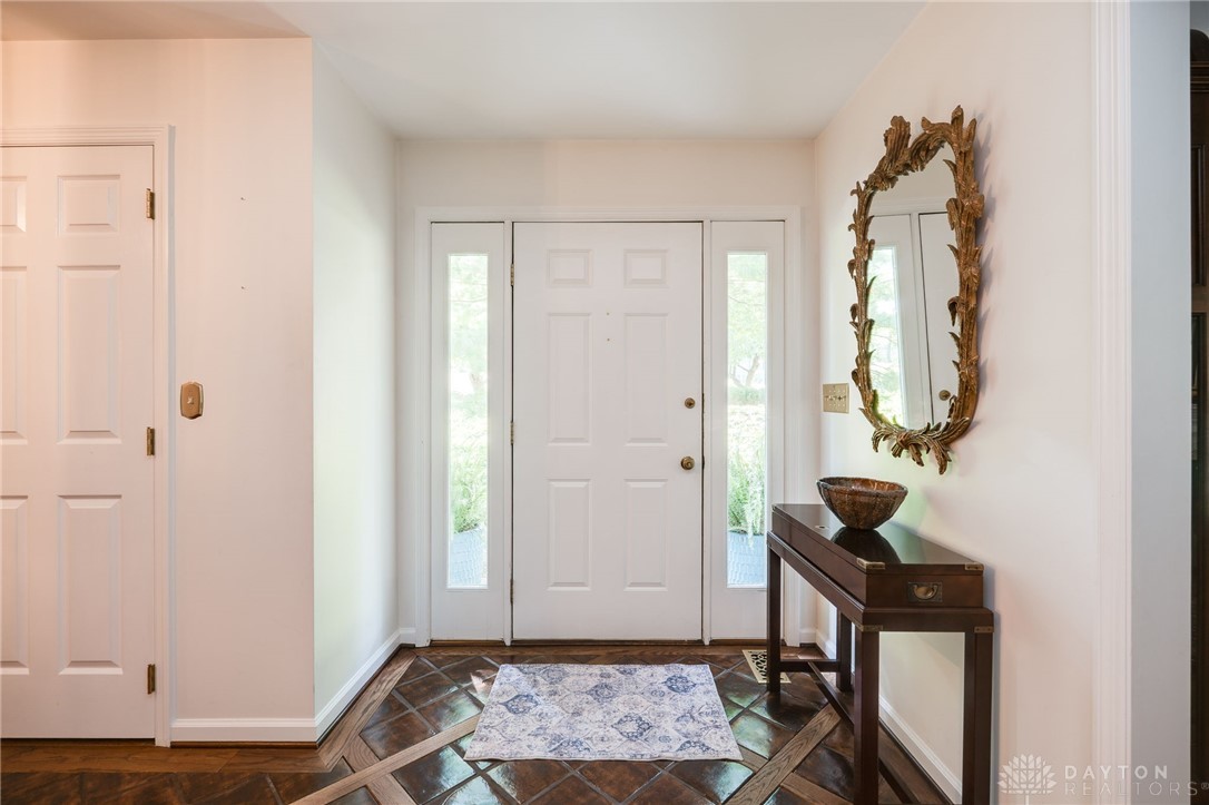 4301 Tait Road Dayton, OH 45429 - Photo 4 of 85
