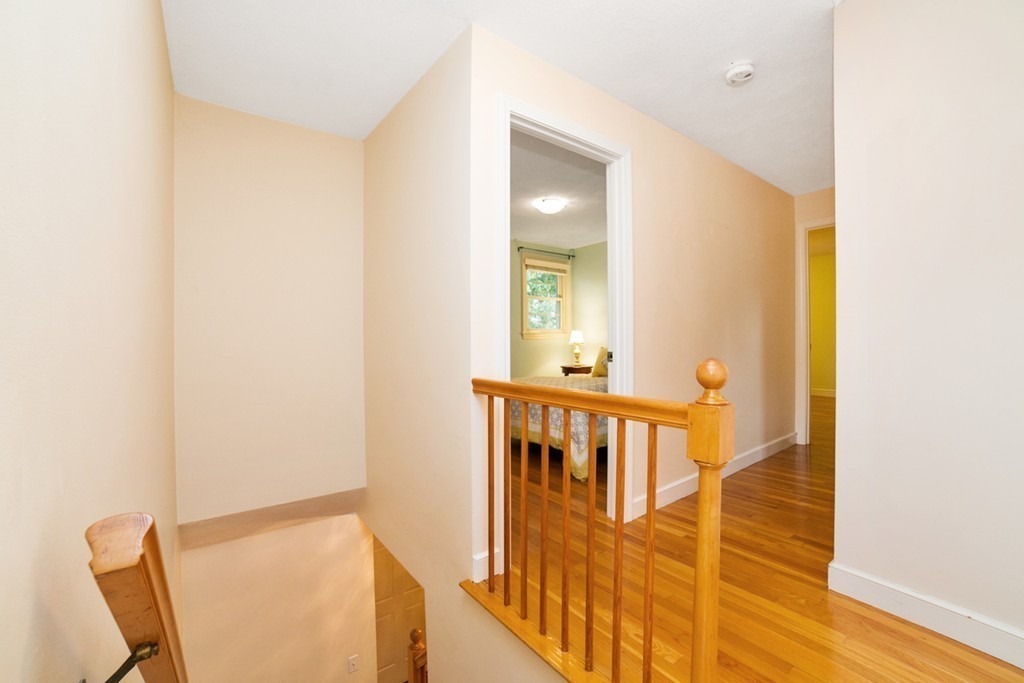 19 Farmcrest Avenue Lexington, MA 02421 - Photo 11 of 21