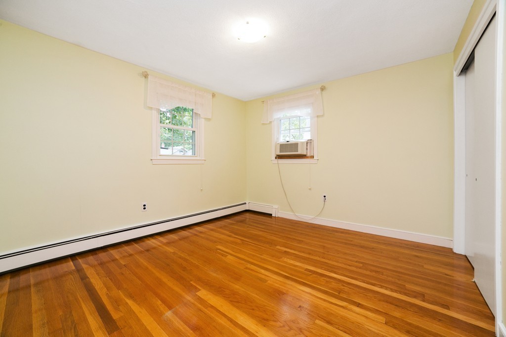 19 Farmcrest Avenue Lexington, MA 02421 - Photo 14 of 21