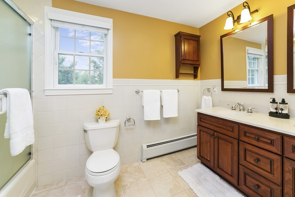 19 Farmcrest Avenue Lexington, MA 02421 - Photo 15 of 21
