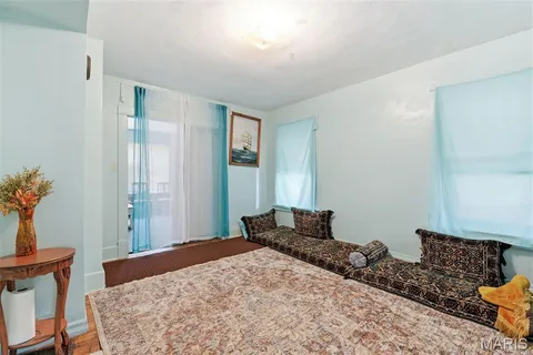 $229,900 | 3945 South Grand Boulevard, St. Louis, MO 63118