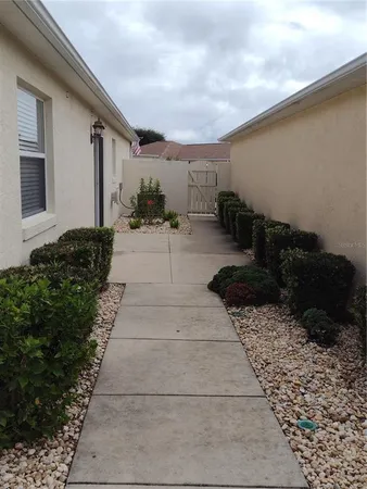 a view of entryway and hall