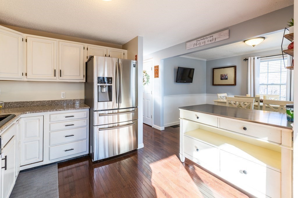 18 Springbrook Road Auburn, MA 01501 - Photo 5 of 26 Gallery Image 5