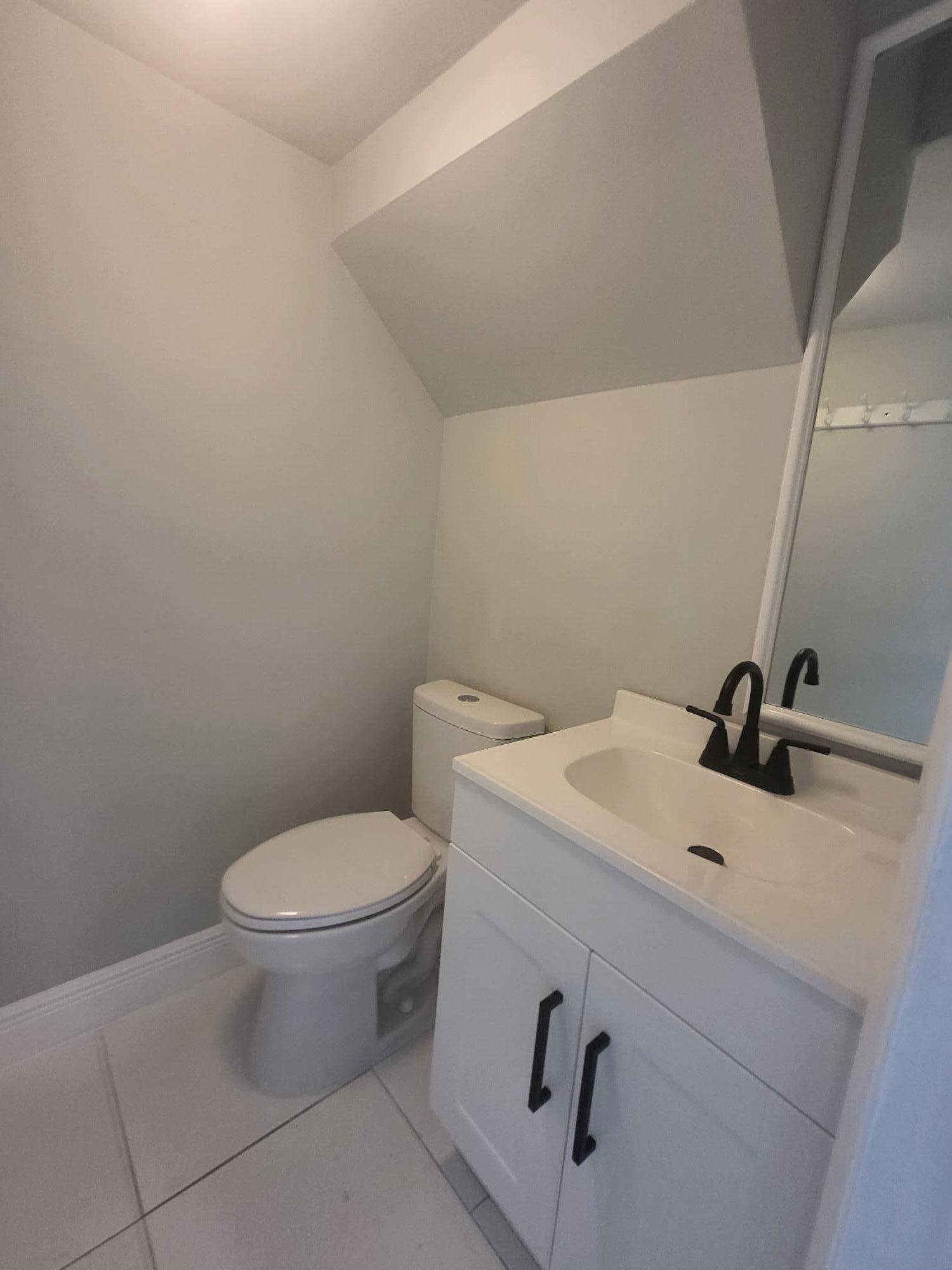 4135 Northeast 21st Terrace Lighthouse Point, FL 33064 - Photo 15 of 23 1000001779