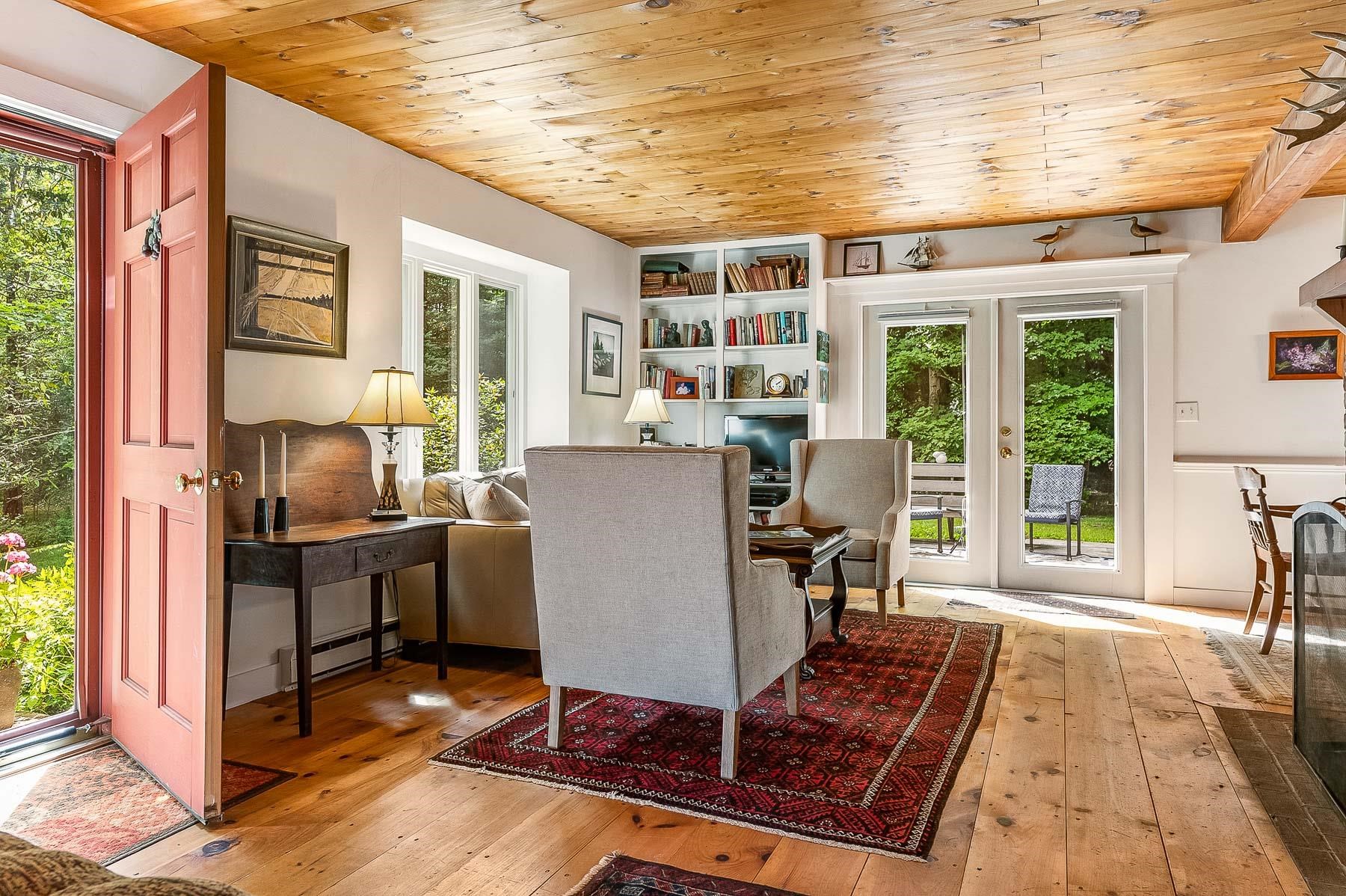 20 N Road Kensington, NH 03833 - Photo 4 of 39