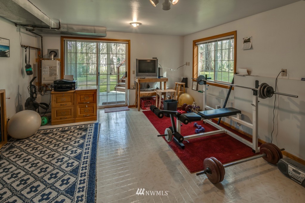 345 Viewcrest Road Bellingham, WA 98229 - Photo 13 of 15
