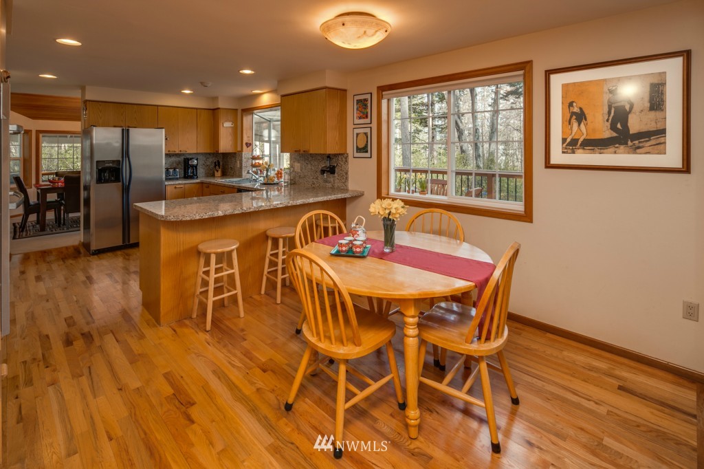345 Viewcrest Road Bellingham, WA 98229 - Photo 9 of 15