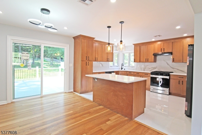 96 Newton Sparta Road Newton, NJ 07860 - Photo 4 of 21 Gallery Image 4