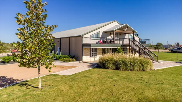 $1,850,000 | 75 Memory Lane, Burton, TX 77835