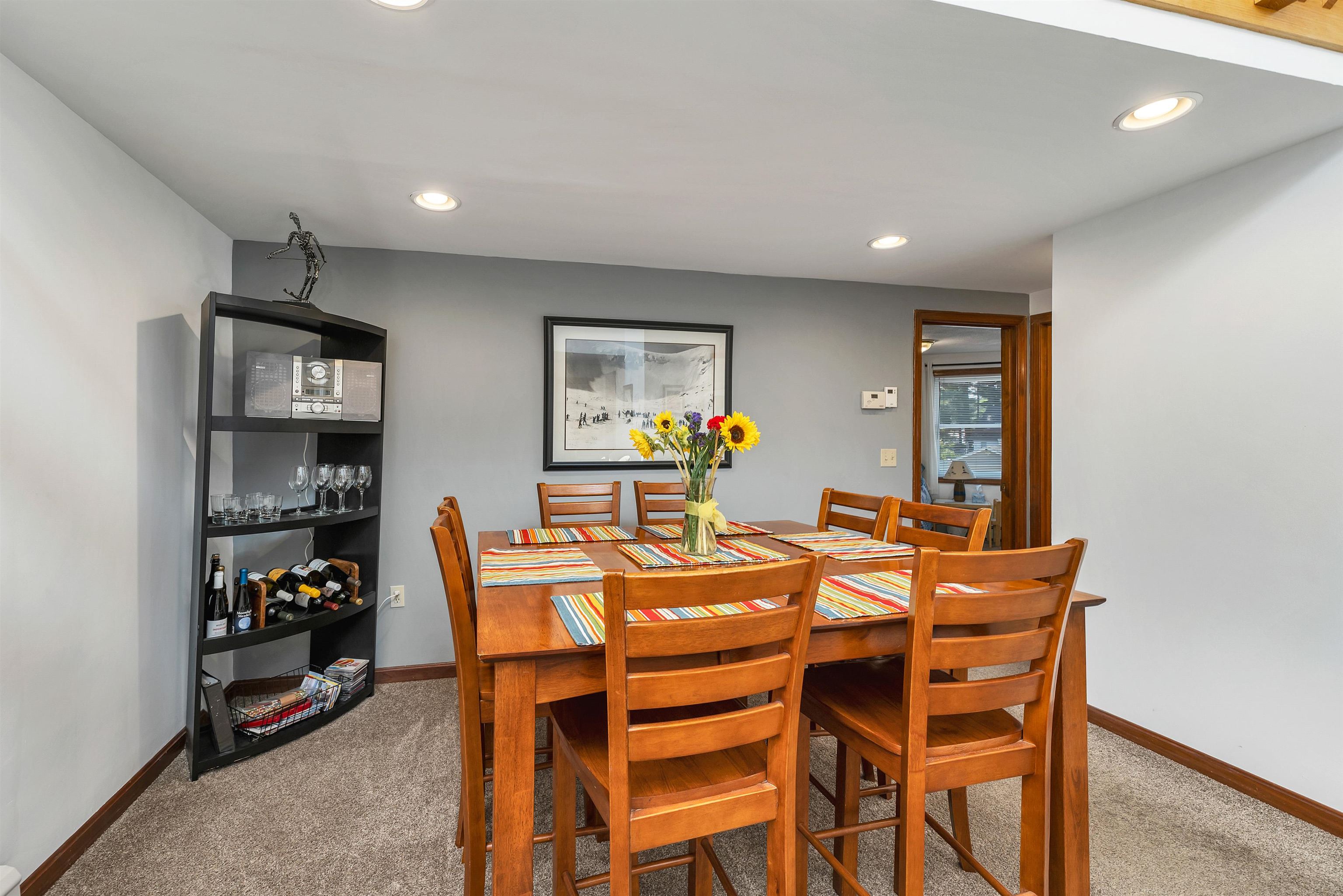 16 Hill Road, Unit 11 Tilton, NH 03276 - Photo 10 of 38