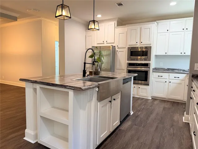 $325,000 | 4440 Southwest 63rd Boulevard, Gainesville, FL 32608