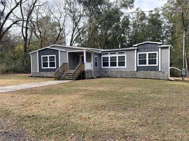 $325,000 | 4440 Southwest 63rd Boulevard, Gainesville, FL 32608