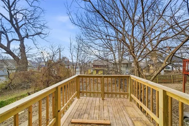 $1,600 | 4112 Chestnut Avenue, Kansas City, MO 64130