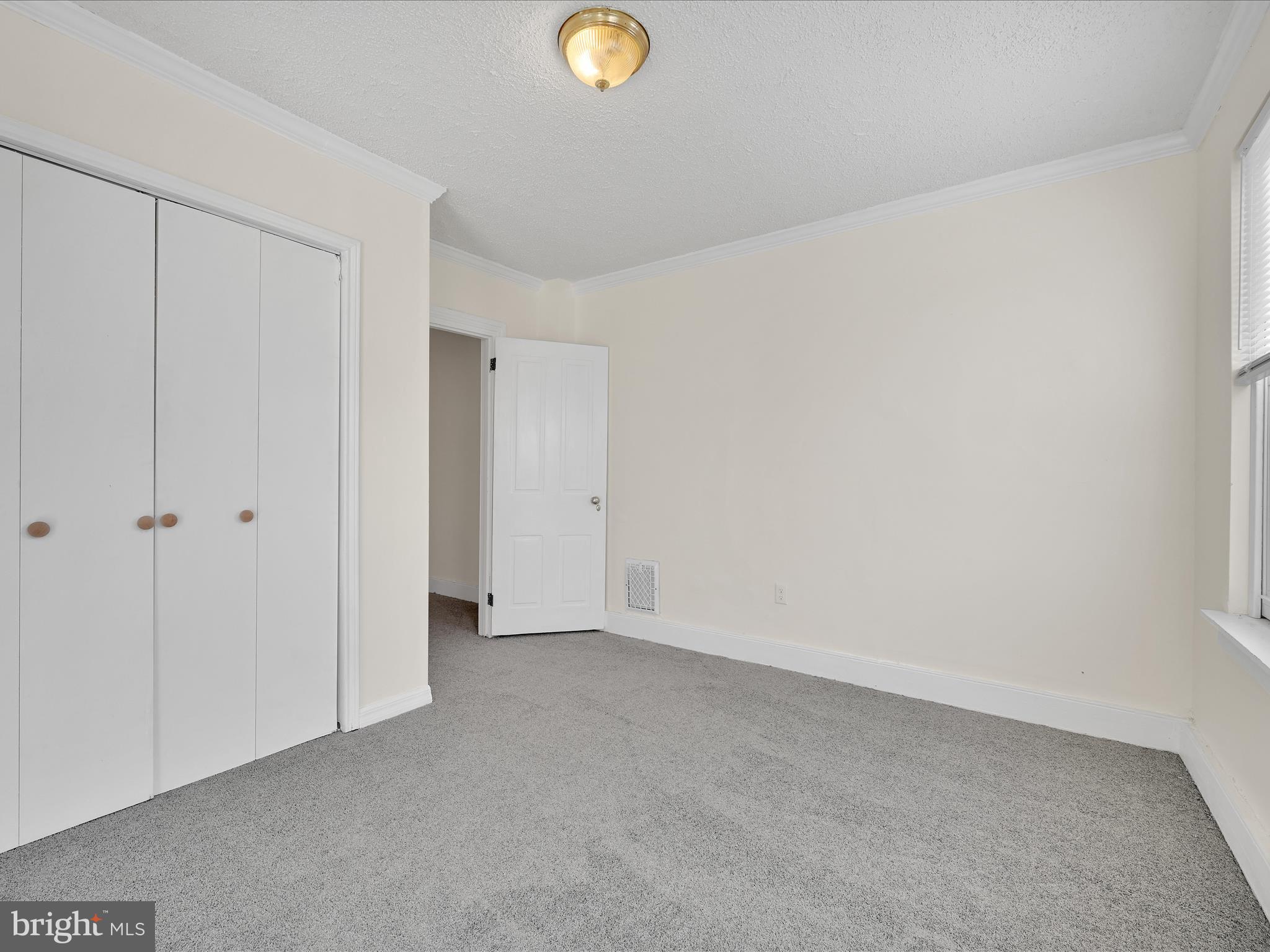 1253 Green Street Reading, PA 19604 - Photo 17 of 26 a view of an empty room