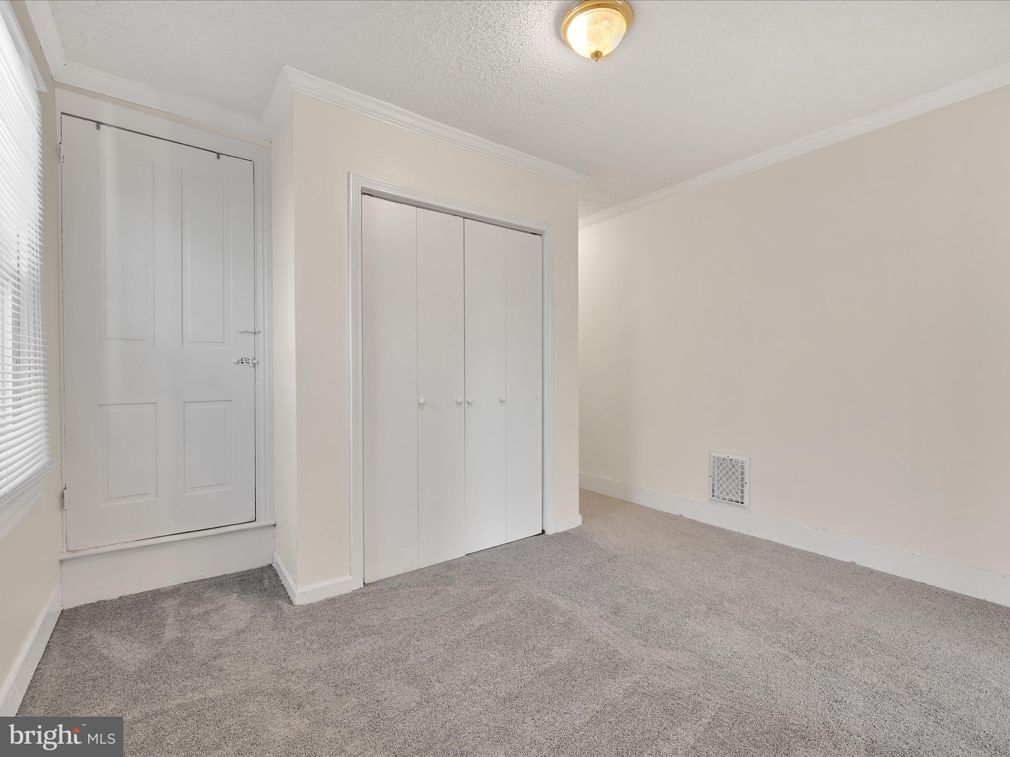 1253 Green Street Reading, PA 19604 - Photo 22 of 26 a view of an empty room