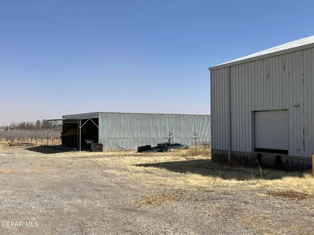 a view of a outdoor space