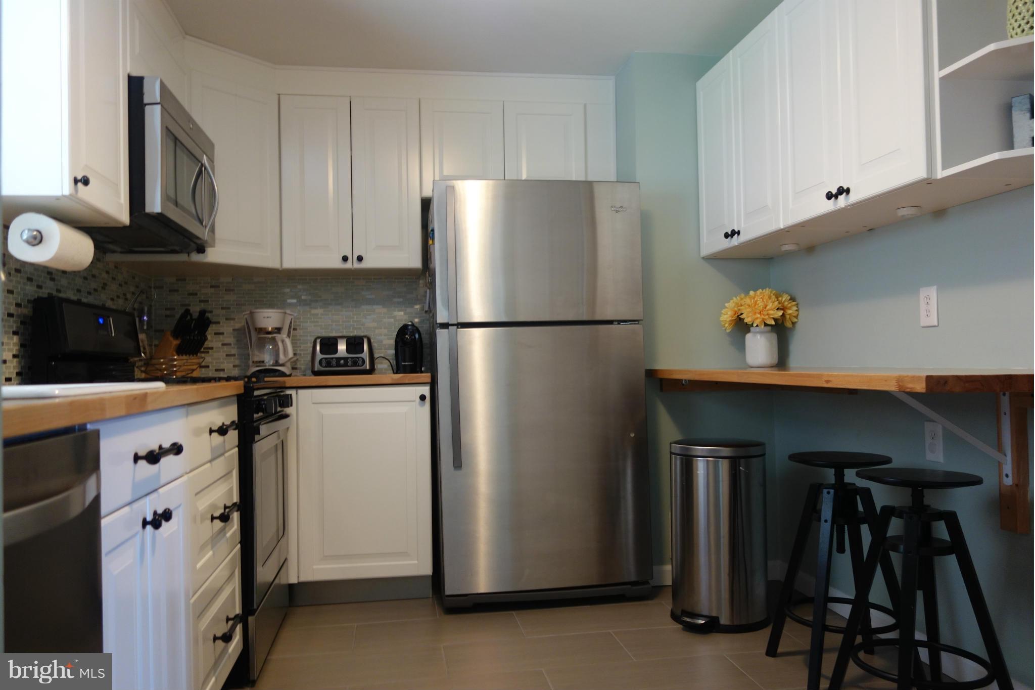 5657 Braxfield Road Halethorpe, MD 21227 - Photo 4 of 26 Kitchen