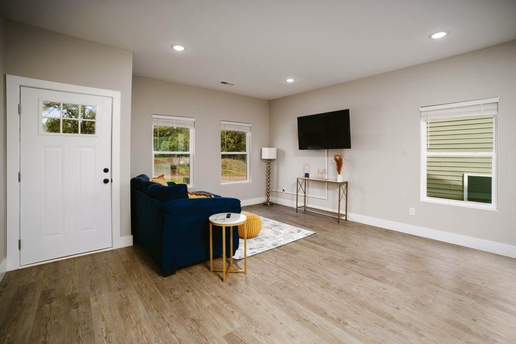 325-327 R C Thompson Road Chesnee, SC 29323 - Photo 3 of 16