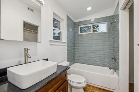 $1,935,000 | 2420 Locke Lane, Houston, TX 77019