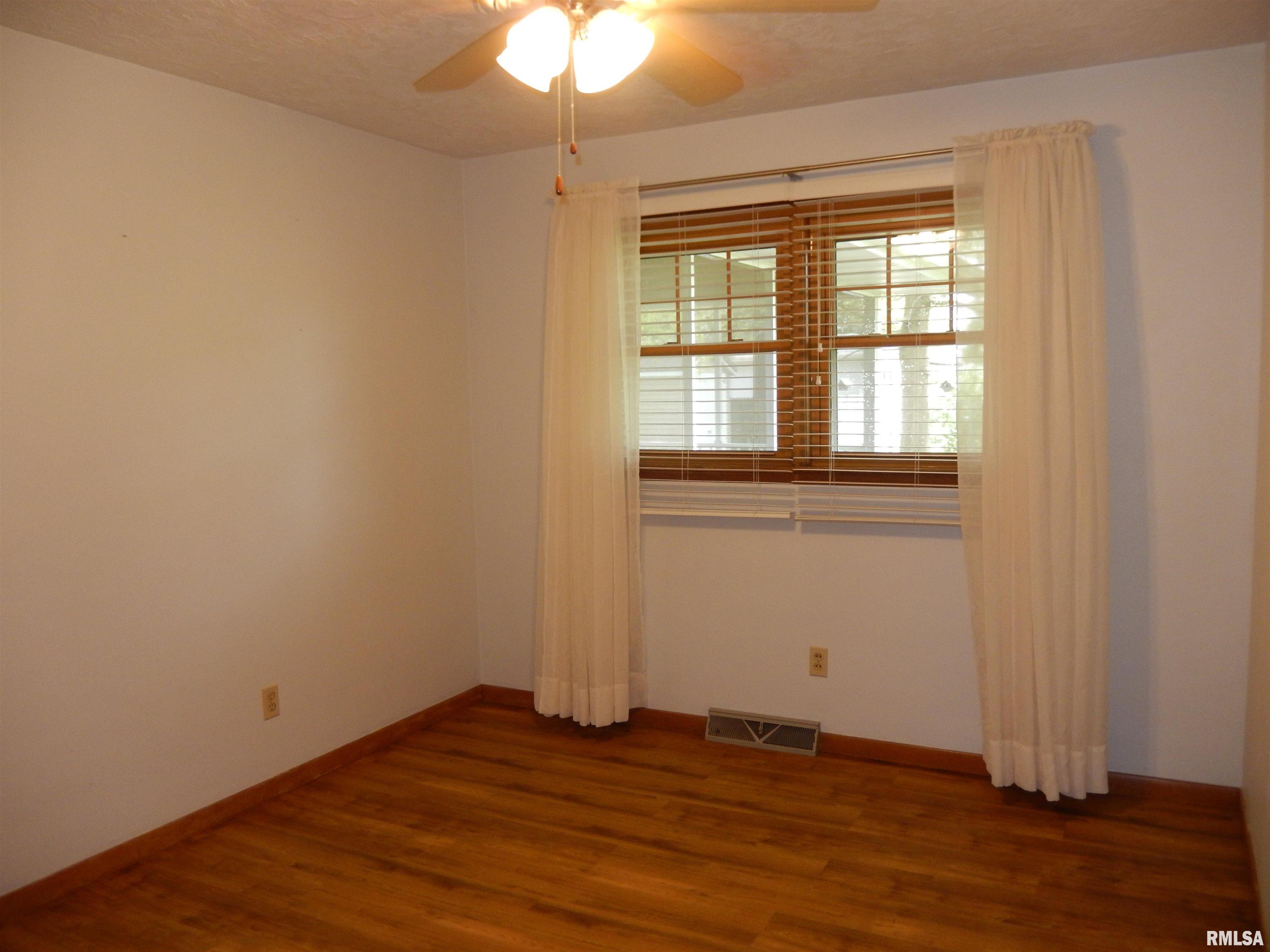 20 Hiel Drive Bushnell, IL 61422 - Photo 26 of 39