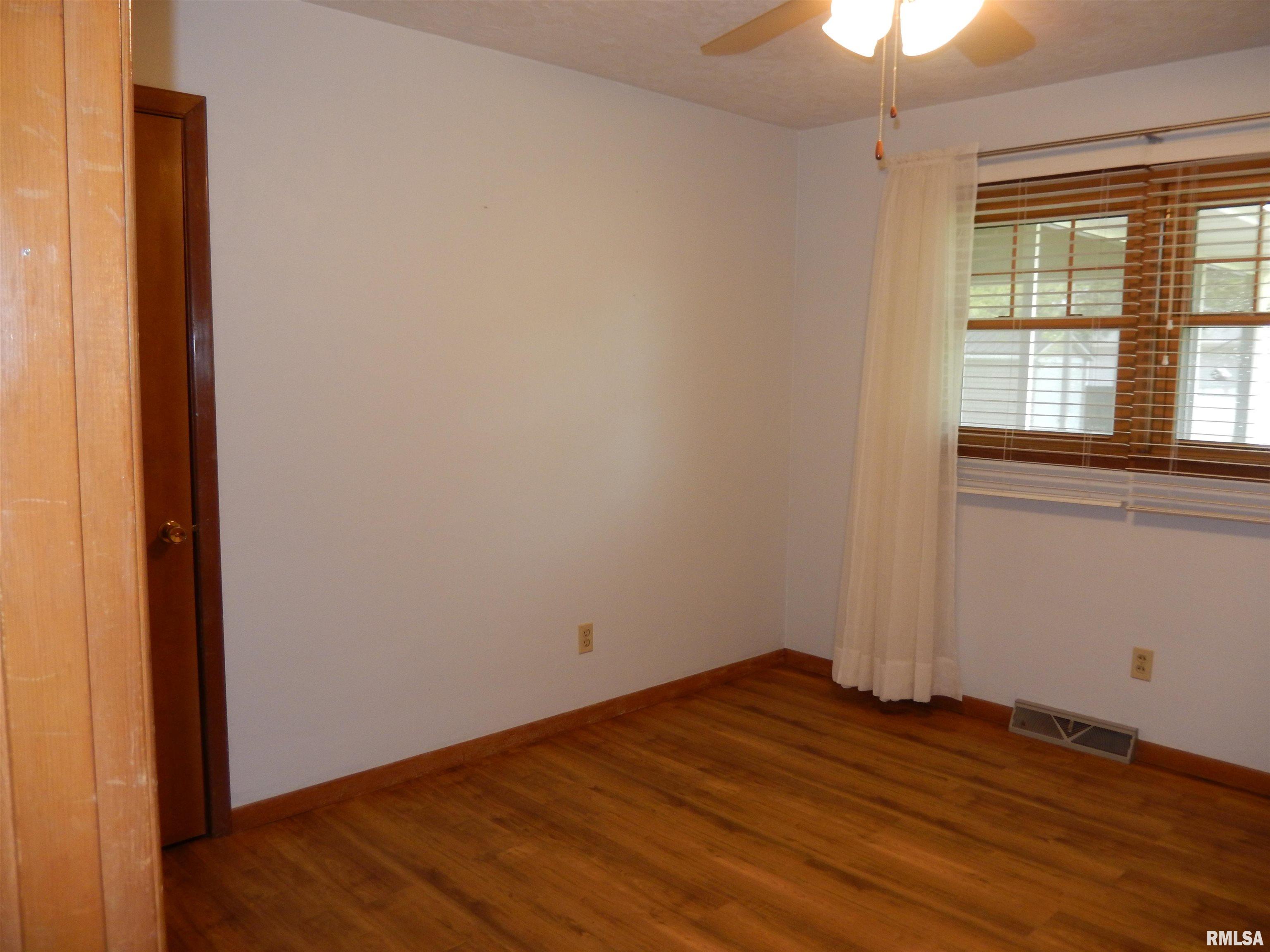 20 Hiel Drive Bushnell, IL 61422 - Photo 27 of 39
