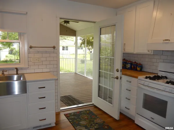 $146,900 | 20 Hiel Drive, Bushnell, IL 61422