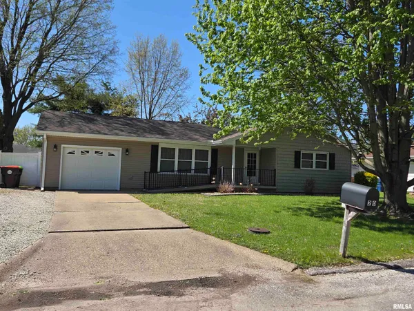 $146,900 | 20 Hiel Drive, Bushnell, IL 61422