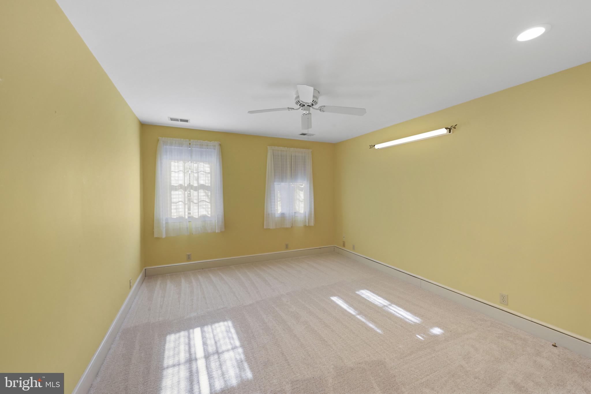 16966 Teagues Point Road Hughesville, MD 20637 - Photo 21 of 72 a view of an empty room with a window