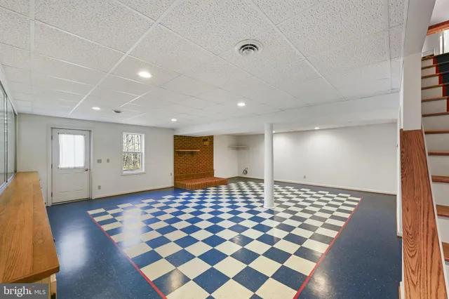 $980,000 | 16966 Teagues Point Road, Hughesville, MD 20637