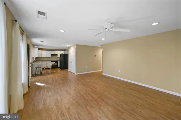 $980,000 | 16966 Teagues Point Road, Hughesville, MD 20637