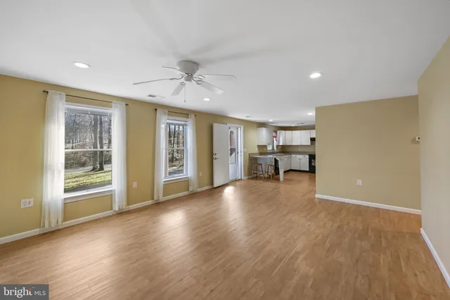 $980,000 | 16966 Teagues Point Road, Hughesville, MD 20637