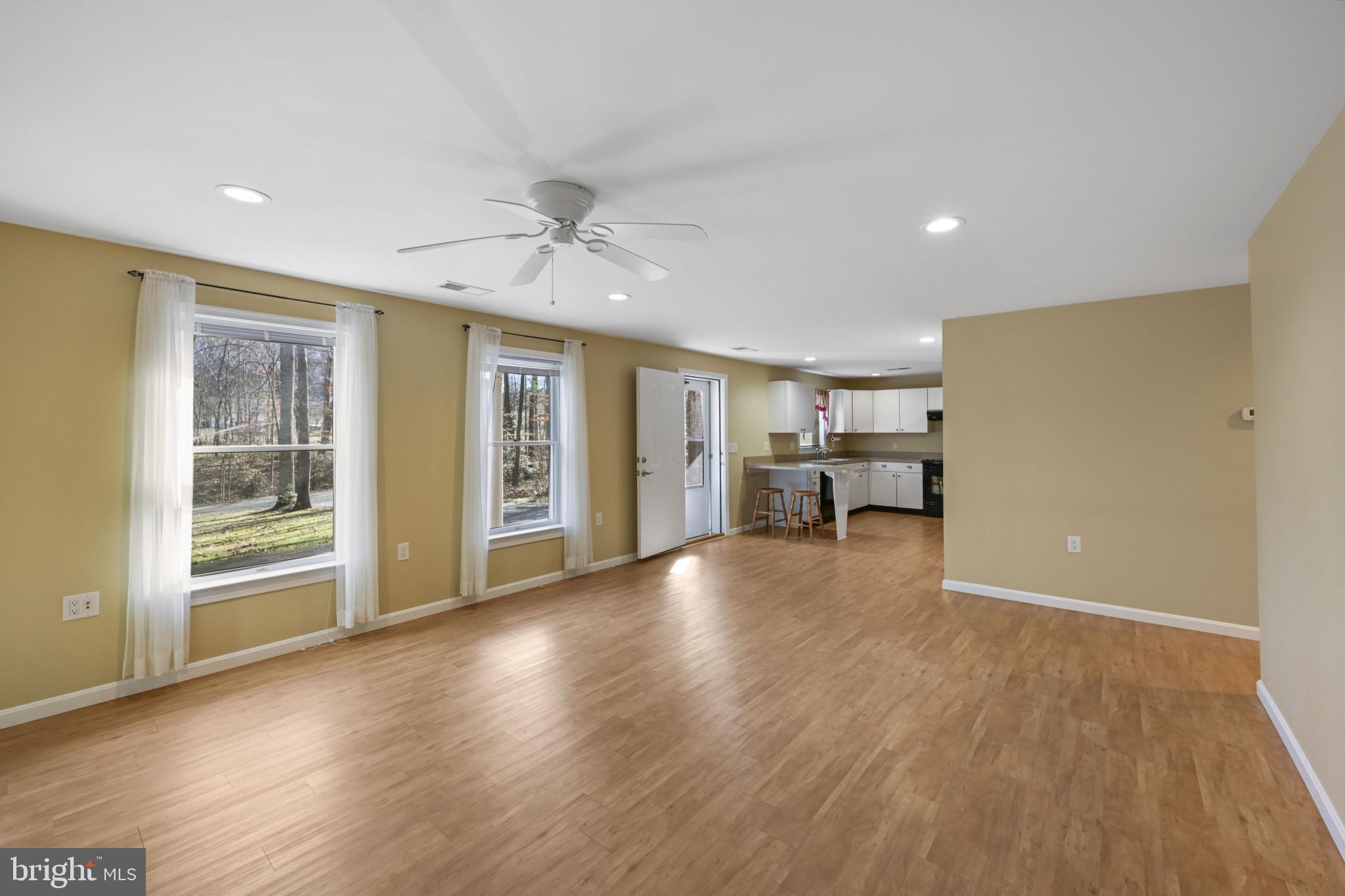 16966 Teagues Point Road Hughesville, MD 20637 - Photo 56 of 72 guest house living room