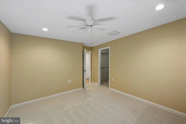 $980,000 | 16966 Teagues Point Road, Hughesville, MD 20637