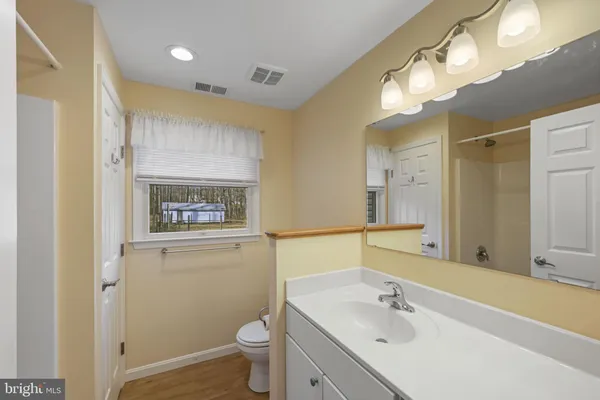 $980,000 | 16966 Teagues Point Road, Hughesville, MD 20637