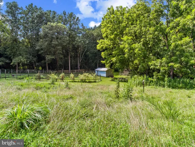 $980,000 | 16966 Teagues Point Road, Hughesville, MD 20637