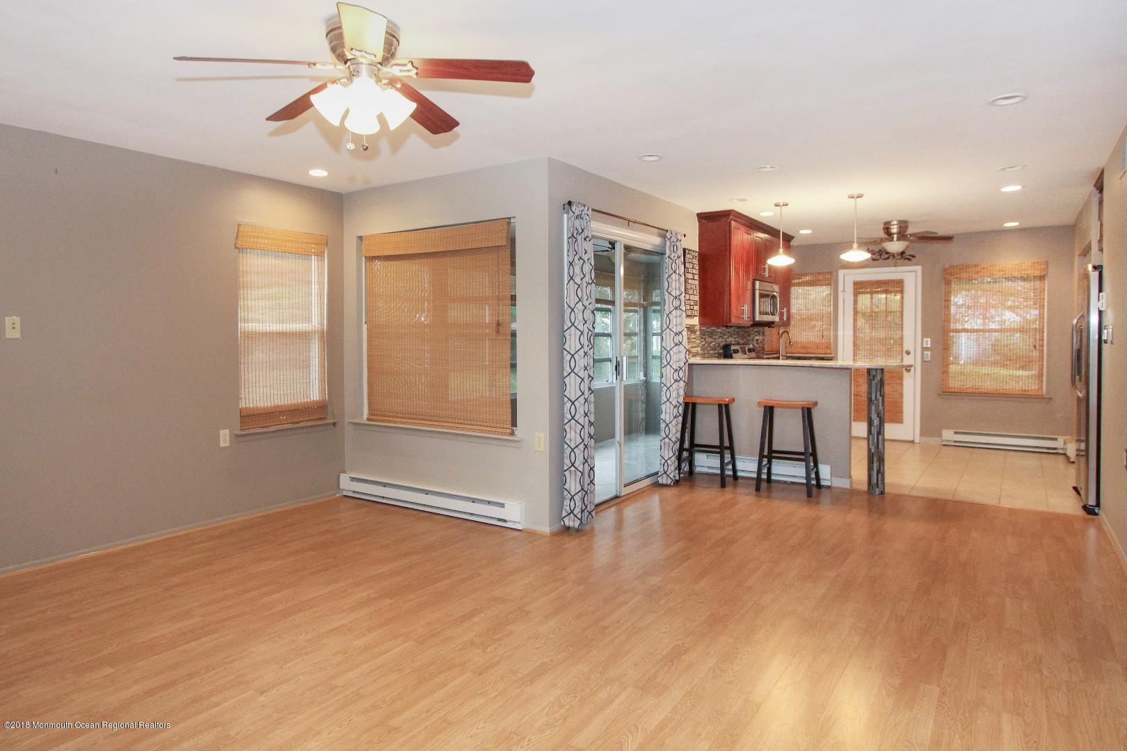 78 Hastings Road Manchester Township, NJ 08759 - Photo 5 of 21 Kemmerer_12581_P05_75104