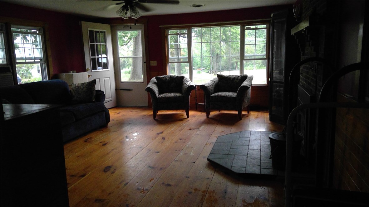 39 South Killingly Road Foster, RI 02825 - Photo 6 of 20