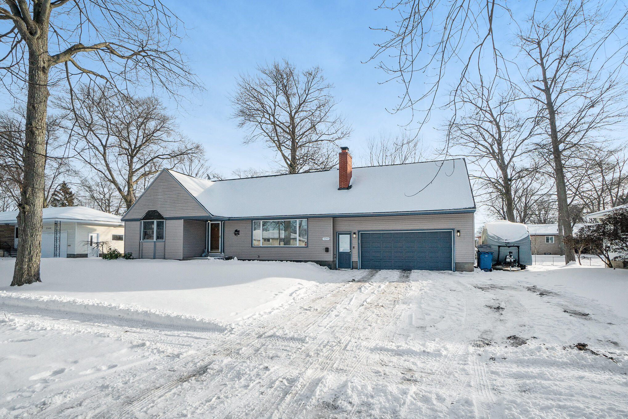 3260 Hanley Road Muskegon, MI 49441 - Photo 3 of 52 002_dsc09162_364
