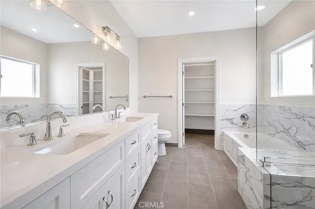 $1,499,900 | 2800 Grant Avenue, Unit B, Redondo Beach, CA 90278