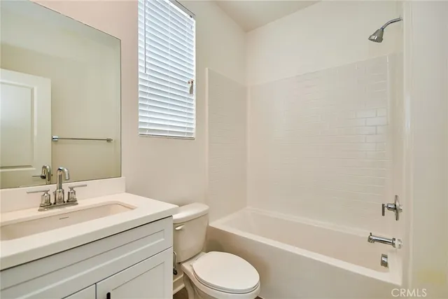 $630,000 | 944 Divino Privado North, Ontario, CA 91764