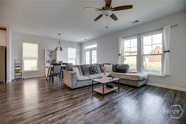 $2,300 | 11 Pomona Circle, Savannah, GA 31419