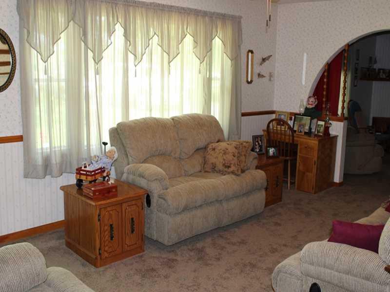 7131 West Ralston Road Indianapolis, IN 46221 - Photo 2 of 14 Gallery Image 2