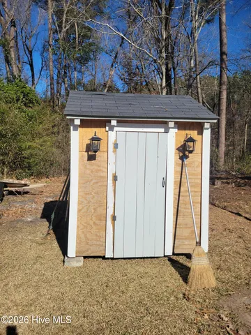 $1,500 | 211 McArthur Drive, Jacksonville, NC 28546