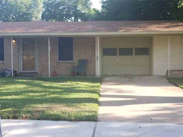 $379,000 | 203 West Odell Street, Austin, TX 78752