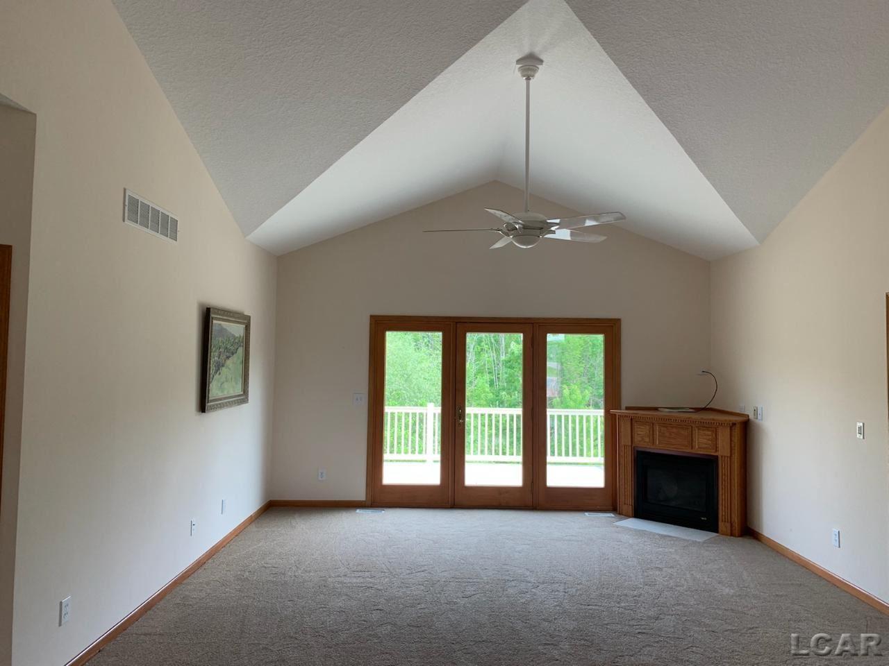 4254 Evergreen Road Adrian, MI 49221 - Photo 7 of 22