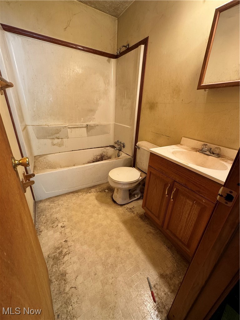 8218 Bellflower Road Mentor, OH 44060 - Photo 10 of 14 Gallery Image 10